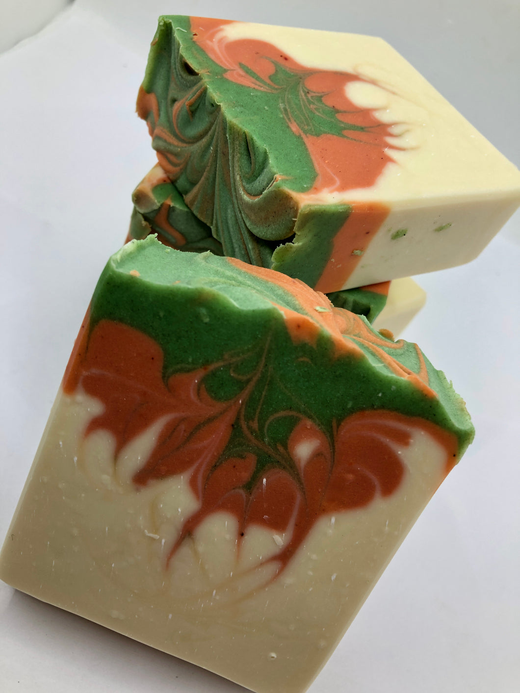 Barre de savon à la mangue et au fruit de la passion